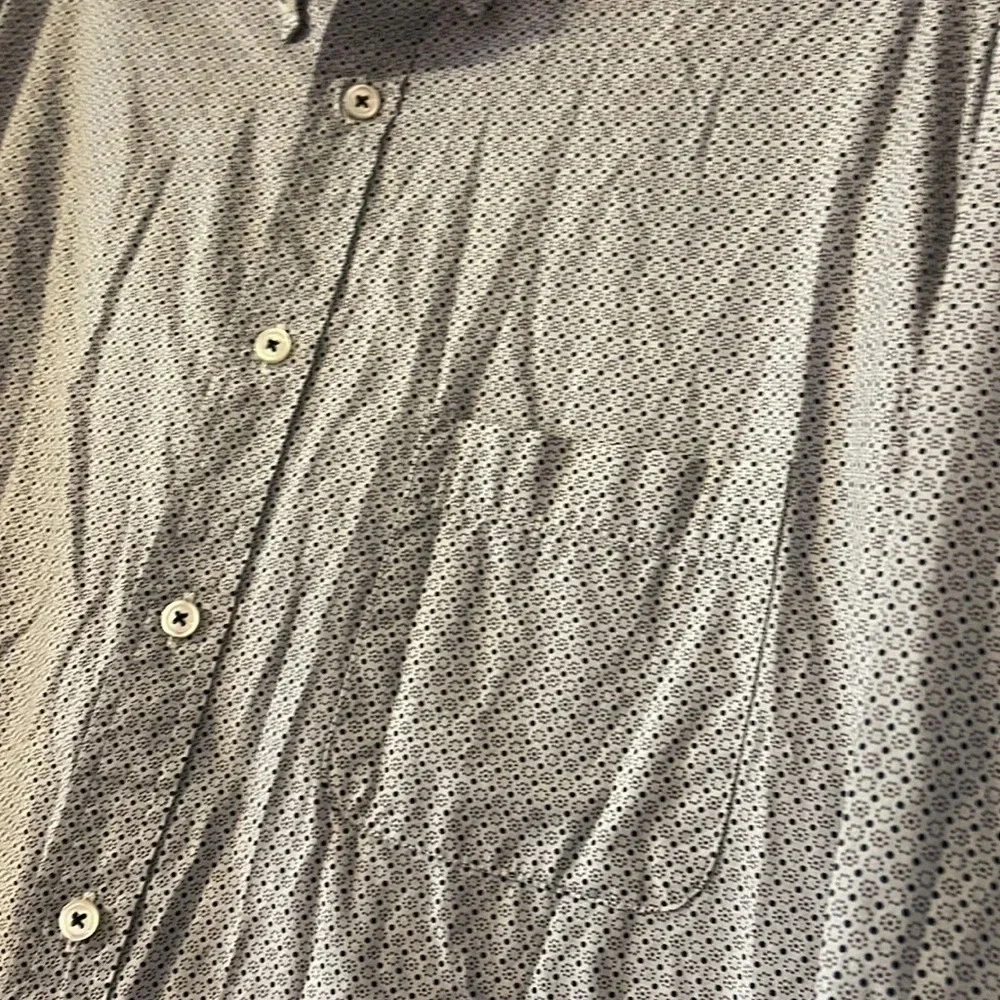 RoundTree & Yorke white and navy long sleeve button down shirt XL